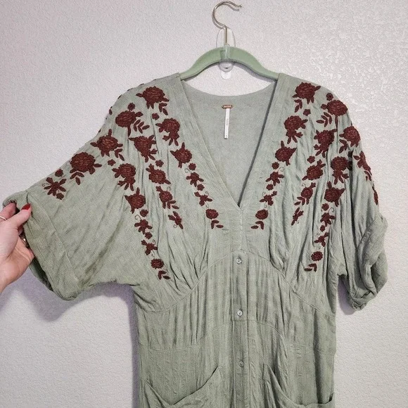 FREE PEOPLE Embroidered Midi Dress Sage Green Boho Festival M - Picture 10 of 12